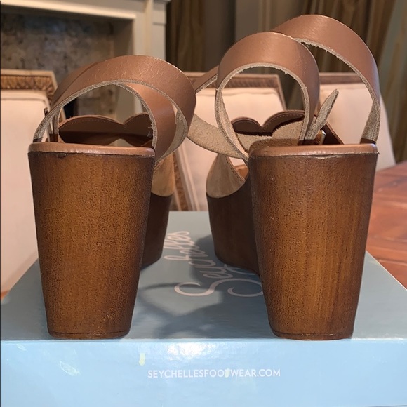 Laugh More style Seychelles wedge sandal - Picture 3 of 8